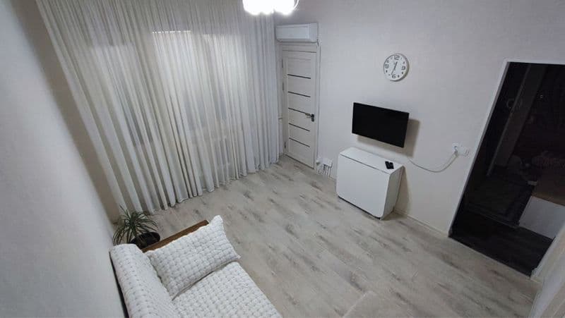 Сдаю квартиру возле метро Новза, до метро 6-7мин пешком, ряд — фото 4