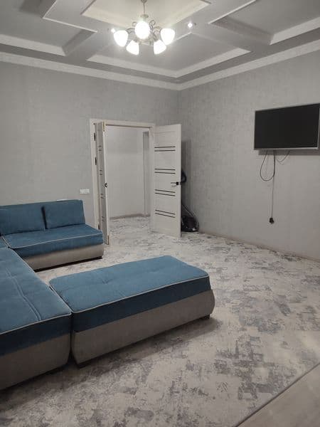 Квартира на ЖАНГОХ НАВОСТРОЙКА 2х  комнатная все обстановкой