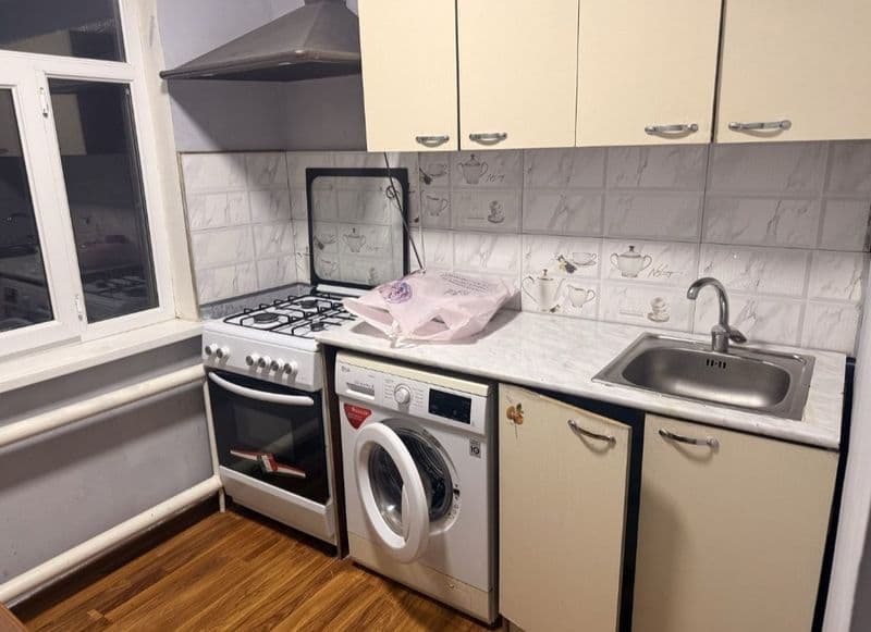 Чилонзор новза метро 15 дакика юлда квартира <br />
Оилага б — фото 2