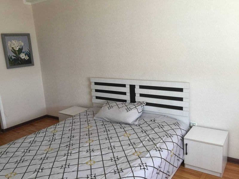 уютная 2-х комнатная квартира,теплая,полностью обставлена дл — фото 4