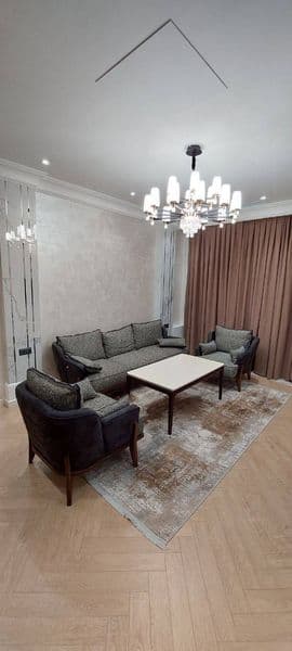 #Аренда <br />
<br />
Сдаётся квартира <br />
Новостройка <b