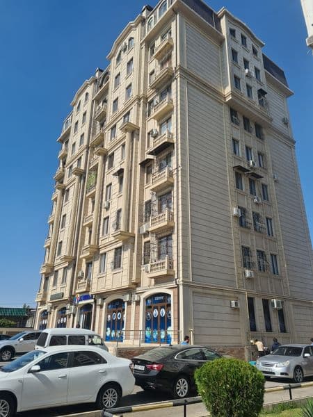 Янги дом евро ремонт 9 каватли 2 чи этаж 3 хона 90 кв м