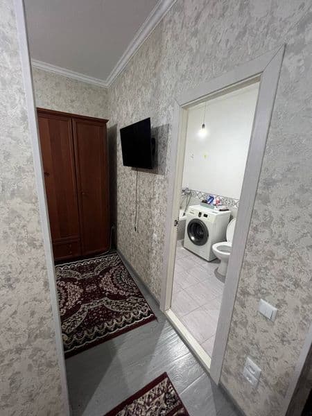 Юнусобод 4 кв да 1 хонали  уй арендага берилади.   Новострой — фото 2