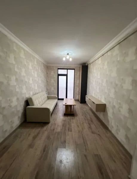 1oyli depozit bor, 2oyli oplata bilan kiradi.<br />
yengi re