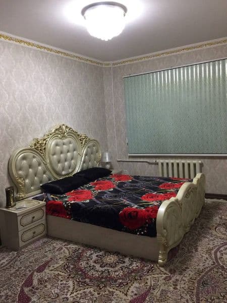 Район - Алмазарский<br />
Ориентир - ало тойхона<br />
Комна