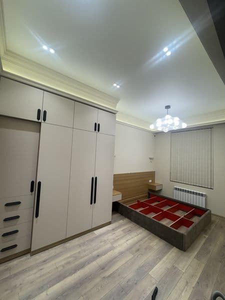 Yandi novastroyka 3honalik odam yashamagan seul suv boyidagi — фото 5