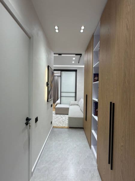 Сдается своя новая и светлая квартира. Ремонт новый. Располо — фото 2