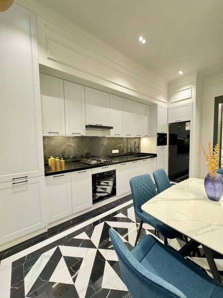 Район: Юнусабад<br />
Адрес: ЖК Barocco<br />
<br />
Комнат: — фото 5