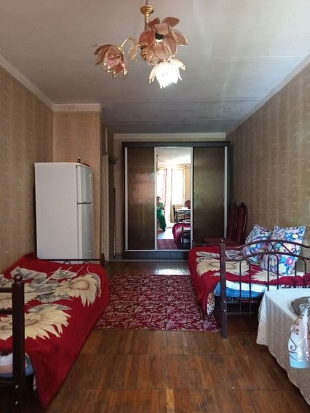 Qoyliq massiv 1 <br />
Galareyka dom<br />
2 xona<br />
Libo