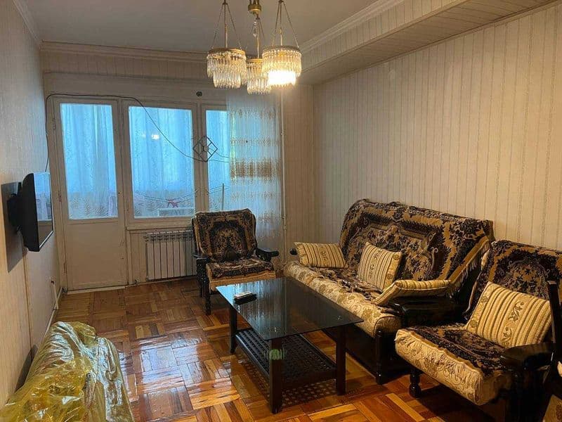 Уютная 2-комнатная квартира в центре города<br />
Сдаётся чи