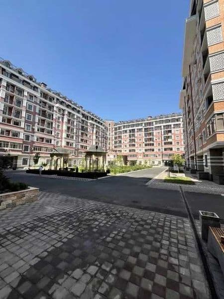 Сдаётся уютная новостройка с мебелью и техникой.<br />
В ква