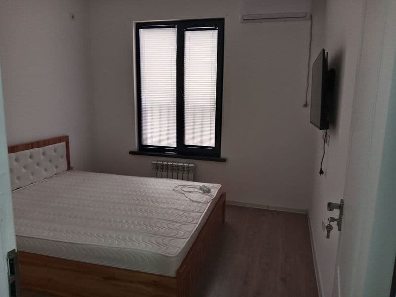 Сдаётся 1 комнатная квартира со всеми удобствами по остальны