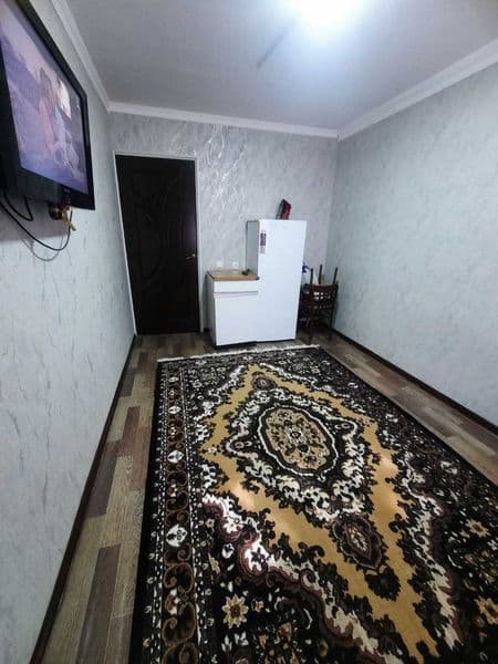 Сдам комнату в общежитии, внутри душевая кабина, туалет, хол