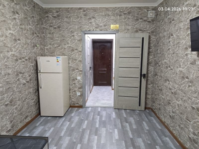 Сдается на пару месяцев 1 комн квартира после ремонта 1 этаж — фото 4