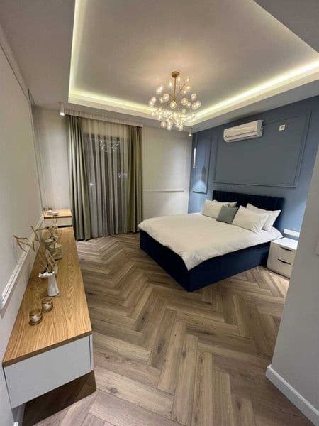 К вашему вниманию рады представить 3х комнатную квартиру на 