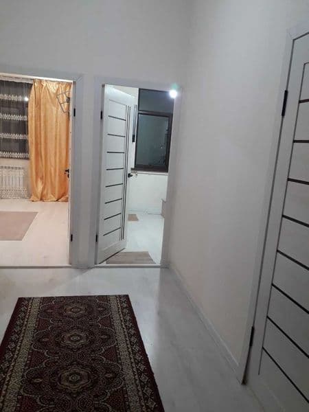 Юнусобод санпи новос 2/2/9 50м2 400$ оила она болага<br />
А