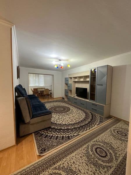 НОВЗА метро сдаётся <br />
3 комнатная квартира <br />
2 эта