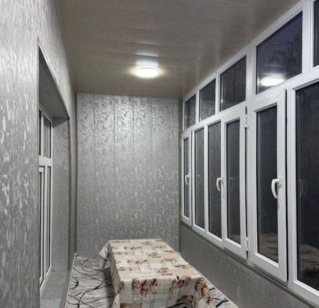 Сдаётся 2-комнатная квартира<br />
Уютная, светлая, полность