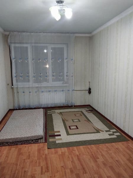 Квартира ижарага берилади 3 хонали<br />
 хамма шароити бор 