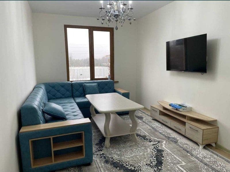 Olmazor city Arenda suvga qaragan <br />
Xamma sharoiti bor 