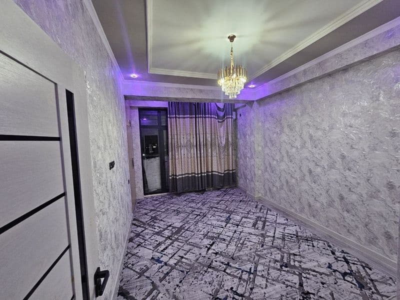 350$ 2 honali hamma sharoiti bor yangi uy <br />
Yaxshi inso