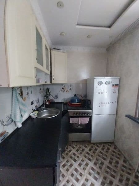 Olmozor metro promzona <br />
2/хоna 3/etaj 9 etajli <br />
