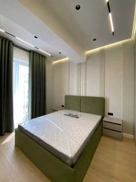 3 комнатная квартира на 4 этаже,<br />
В квартире есть все н