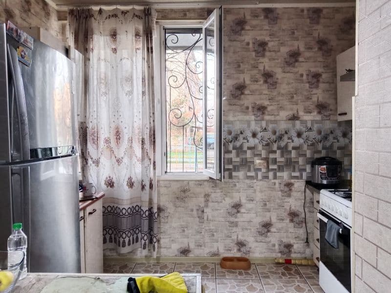 Сдаётся 2х комнатная квартира, на долгий срок, для семьи при — фото 2