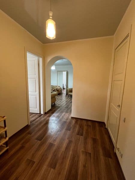 Ориентир: алайский базар<br />
4 комнатная квартира <br />
2 — фото 2