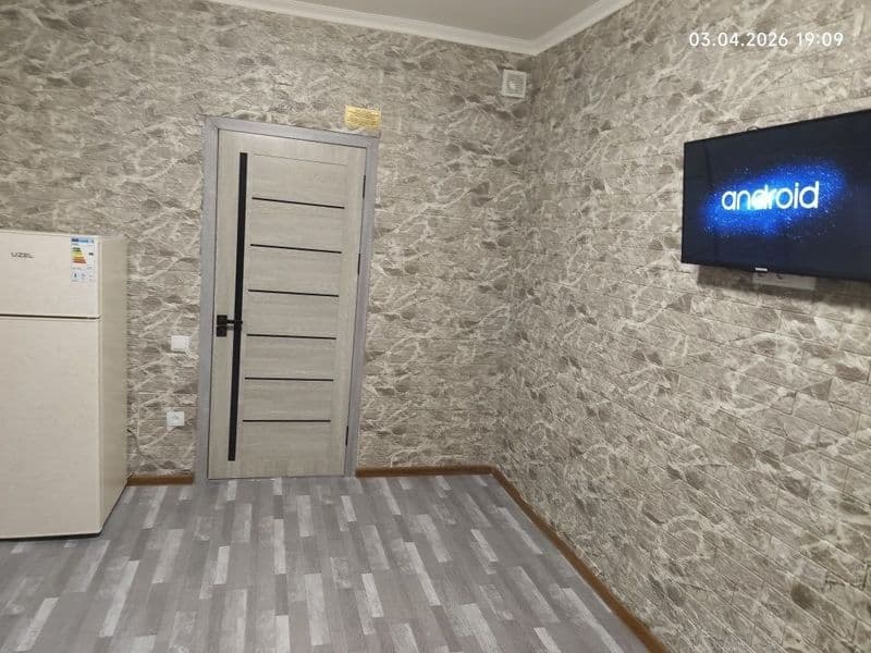 Сдается на пару месяцев 1 комн квартира после ремонта 1 этаж — фото 3