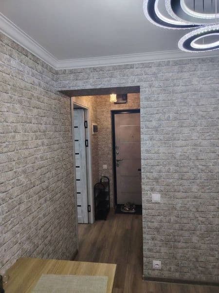 Яшнобод тумани олмос махаллада ижарага квартира бор<br />
<b — фото 2