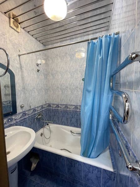 Сдаётся 4 комнатная квартира на метро Хамид Алимджан, Дархан — фото 3