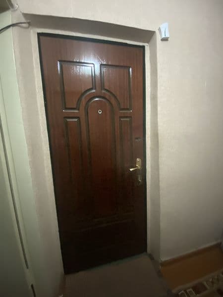 Долгосрочная аренда. Чиланзар 19 квартал 2 комнатная на 4 эт