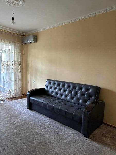 Аренда квартиры массив   Ахмад югнаки 2/5/5  <br />
400$ без