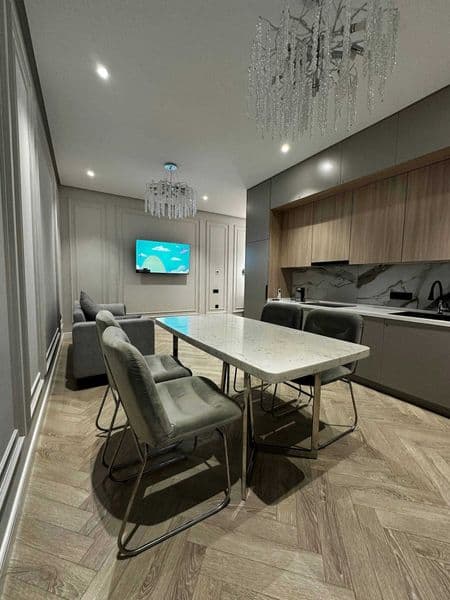 Мирабадский район<br />
ЖК «Mirobad Avenue»<br />
3 этаж / 8