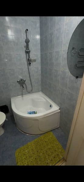 Novza metroga yaqin joyda 1 xona uy oilaga uzoq muddatga ija — фото 4