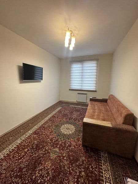 Сдается на 1-комнатная квартира с мебелью и техникой<br />
О