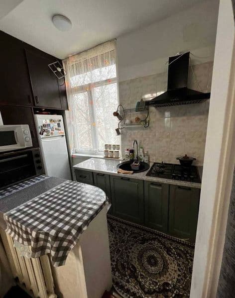 Сдается В Аренду <br />
2/5/5 на Художников <br />
Ориентир  — фото 3