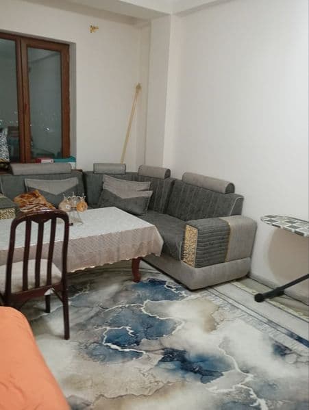 Мирзо Улугбек<br />
До метро недалеко, пешком.<br />
Квартир