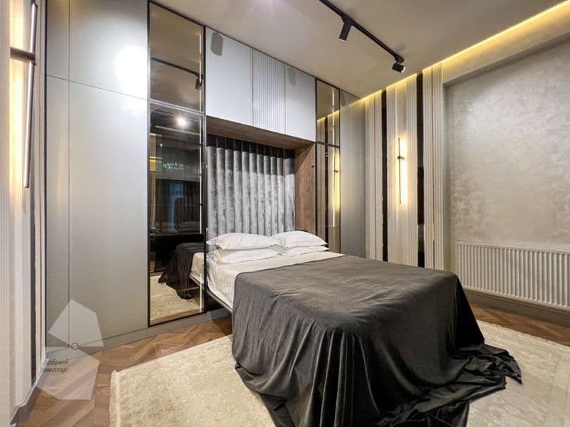 Lakatsiyasi yashi Mirzo Ulugbek metroni yonida 2minut<br />
