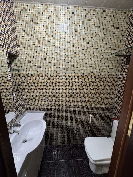 kvartira arendaga beriladi 1 etaj<br />
2 ta sanuzeli bor<br — фото 3