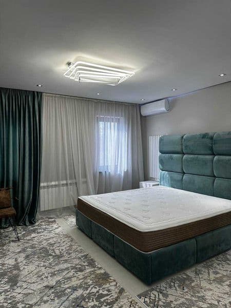 Район: Мирзо Улугбекский<br />
Адрес: Максим Горький<br />
< — фото 4