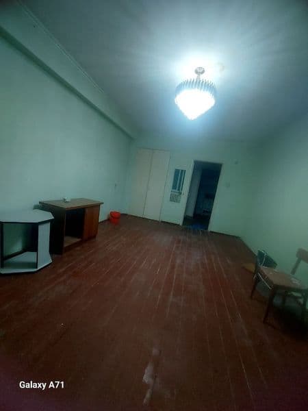 Юнусабад 2кв Аренда 1 комн 4 этаж 4 этажного дома сред ремон