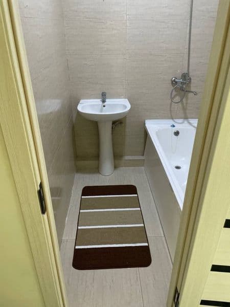 Yakkasaroy tumanida, Oybek metrosi yonida 2 xonali shinam va — фото 4