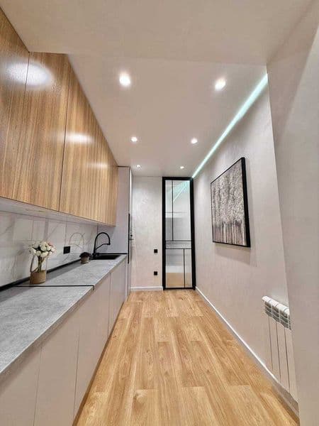 Жилой комплекс: London<br />
Комнат: 3<br />
Этаж: 4<br />
П — фото 3