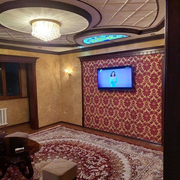 Kavrtira bez makler. Oybek metro oldida. tualet hammom alohi