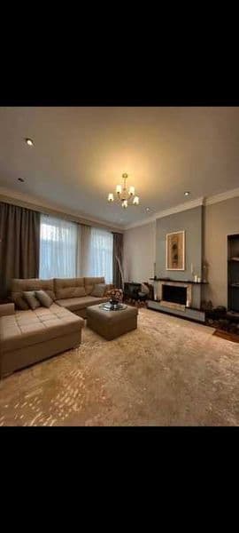 Район: Мирабадский<br />
Адрес: Айбек<br />
Ориентир: Аты ба