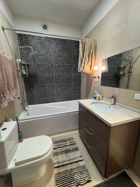 Хорошая уютная квартира <br />
1/4/12 <br />
Алмазар сити <b