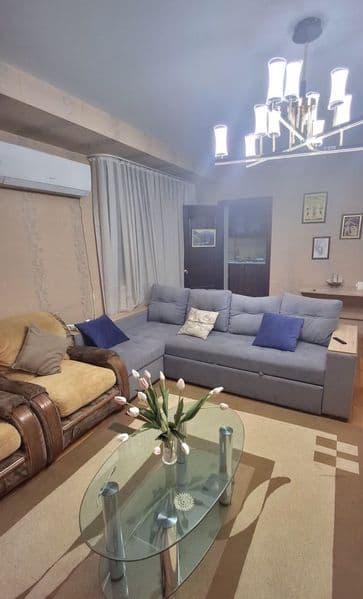 Аренда<br />
Квартира 74кв 2/9/18 находящиеся в центре, в мо