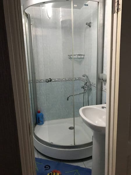 Аренда чиланзар 5.  Двух комнатная.  Балкон 2*6.  Есть телев — фото 3